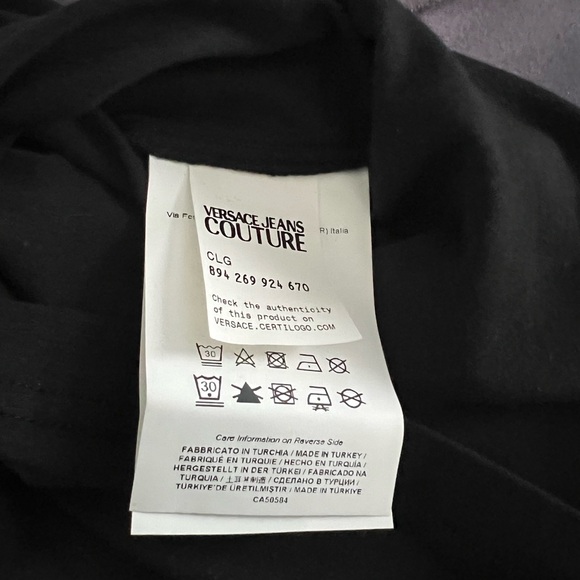 Versace V-EMBLEM LOGO T-SHIRT DRESS - Picture 4 of 8